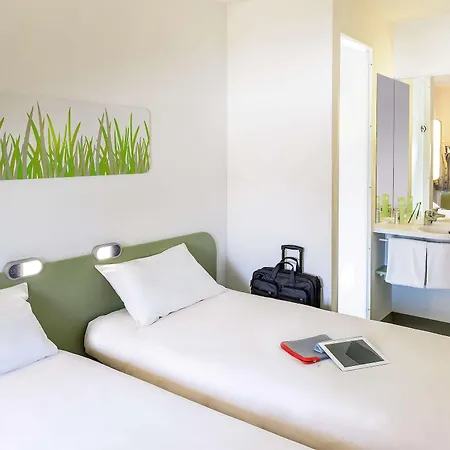 Ibis Budget Gare De Poitiers Exterior photo