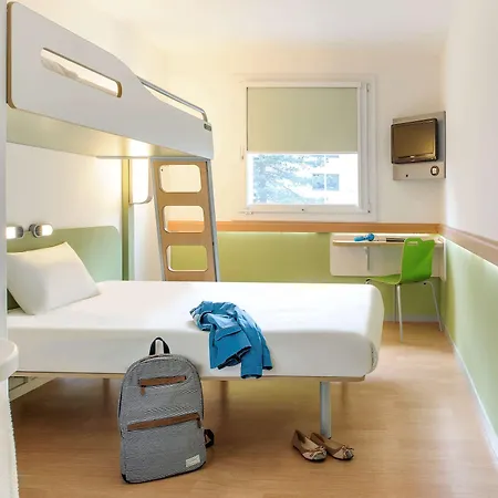 Ibis Budget Gare De Poitiers Exterior photo